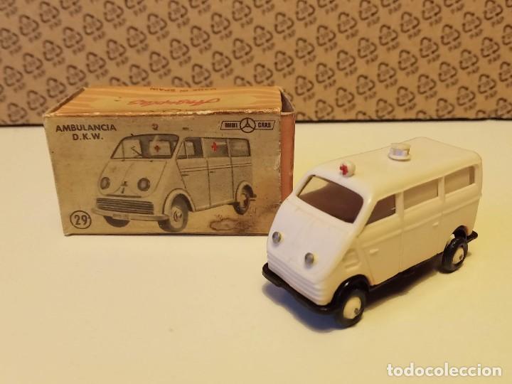 Coches a escala Matchbox: Anguplas minicars DKW AMBULANCIA - Foto 1
