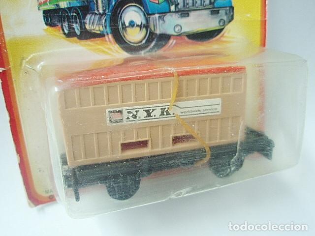 Coches a escala Matchbox: MATCHBOX SF MI725 25 FLAT CAR WITH CONTAINER A 022 - Foto 2