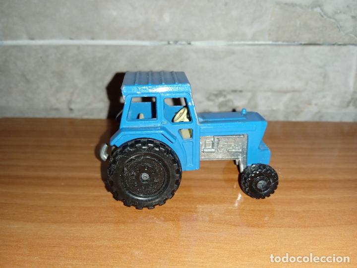 Coches a escala Matchbox: coche FORD TRACTOR MATCHBOX SUPERFAST N&ordm; 46 - Foto 2