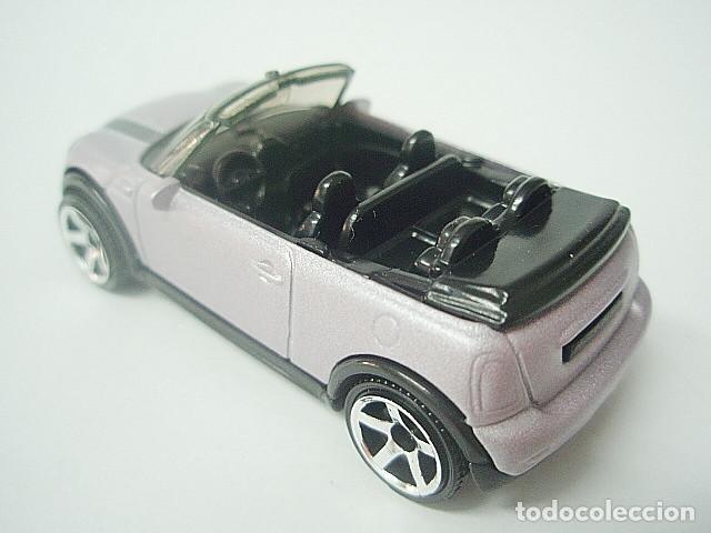 Coches a escala Matchbox: MATCHBOX MB822 A * 22 MINI COOPER S CABRIO DEL 2010 - Foto 2