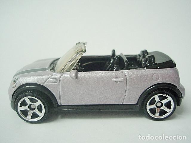 Coches a escala Matchbox: MATCHBOX MB822 A * 22 MINI COOPER S CABRIO DEL 2010 - Foto 4