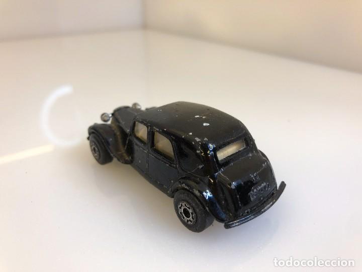 Coches a escala Matchbox: Lote de 2 coches de la marca MATCHBOX - Foto 4
