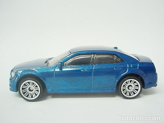Coches a escala Matchbox: MATCHBOX MB1033 C * 33 CHRYSLER 300 DEL 2015 - Foto 3
