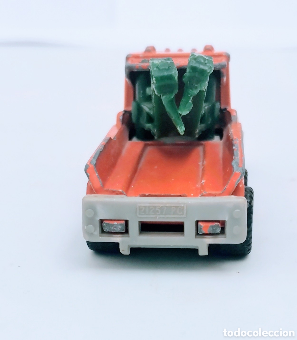 Coches a escala Matchbox: PETERBILT /MATCHBOX / MADE IN MACAU/ 1:64 APROX - Foto 4