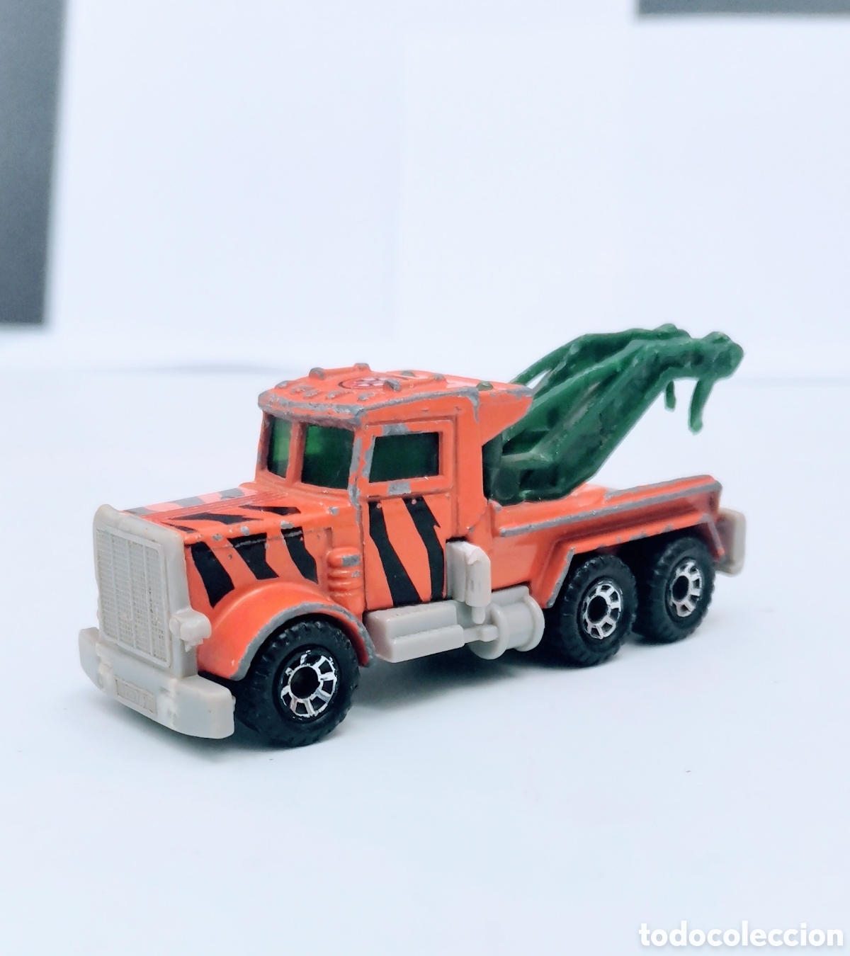 Coches a escala Matchbox: PETERBILT /MATCHBOX / MADE IN MACAU/ 1:64 APROX - Foto 1