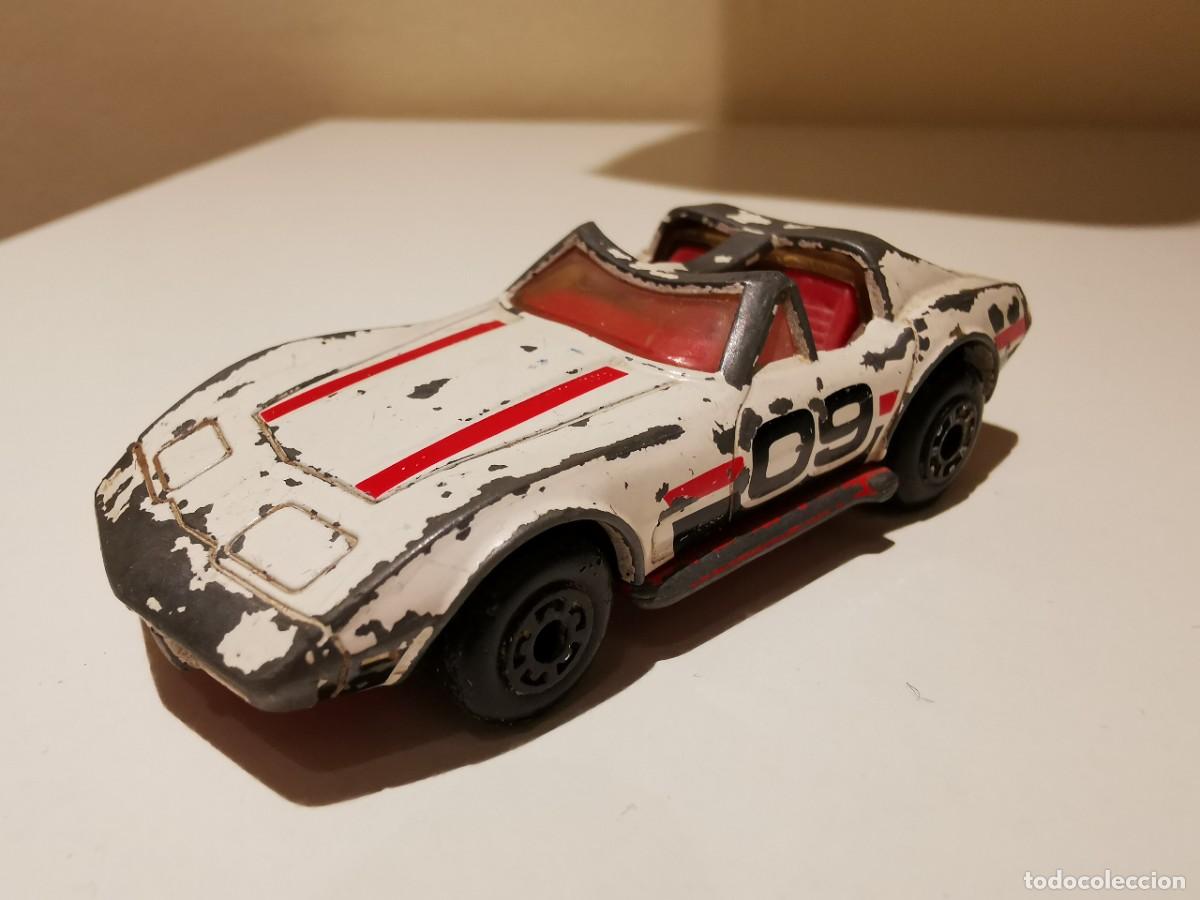 Coches a escala Matchbox: Matchbox Chevrolet Corvette 1/64 - Foto 2