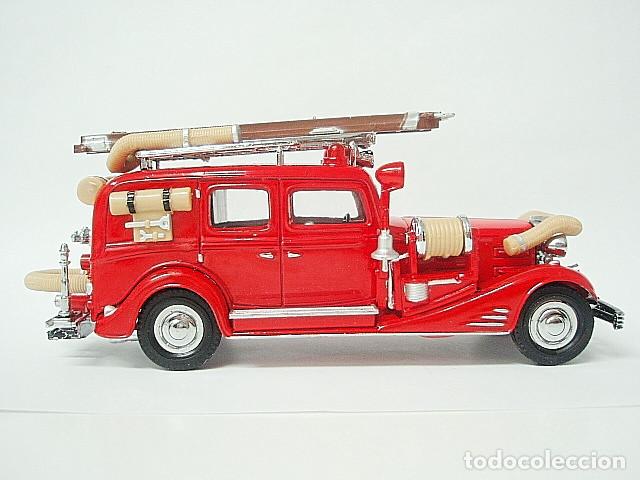 Coches a escala Matchbox: MATCHBOX YESTERYEAR YFE03 CADILLAC FIRE ENGINE DEL 1933 - Foto 4