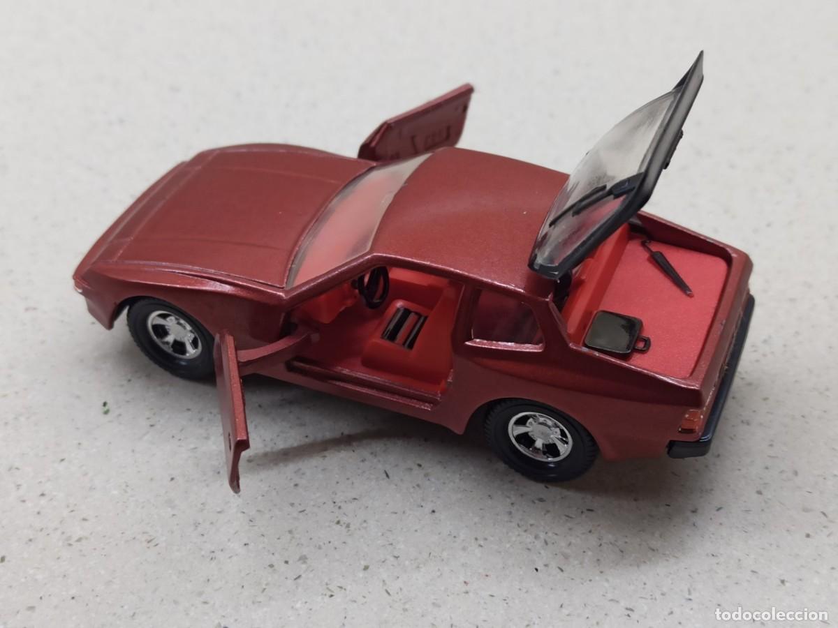 Coches a escala Matchbox: PORSCHE 944 MATCHBOX SUPER KINGS - Foto 7