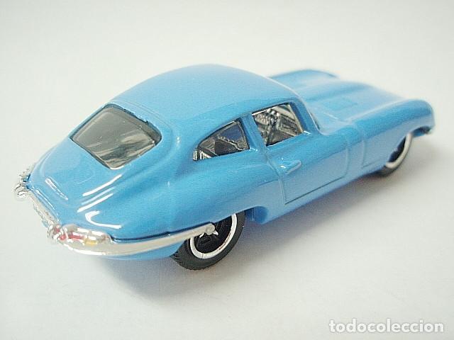Coches a escala Matchbox: MATCHBOX MB688 E * 88 JAGUAR E-TYPE COUPE DEL 1961 - Foto 2