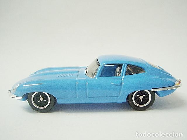 Coches a escala Matchbox: MATCHBOX MB688 E * 88 JAGUAR E-TYPE COUPE DEL 1961 - Foto 3