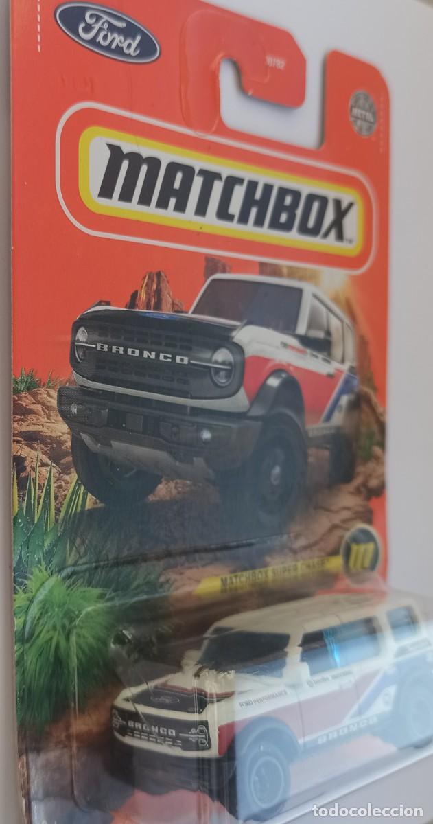 Coches a escala Matchbox: MATCHBOX 2021 FORD BRONCO. SUPER CHASE. - Foto 3
