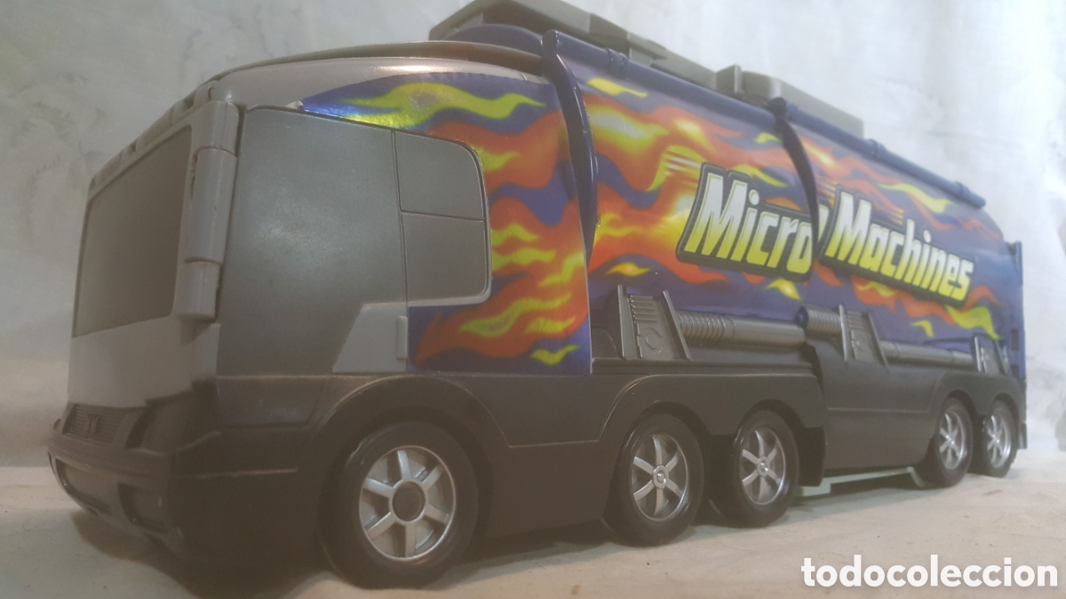 Coches a escala Matchbox: CAMION DE MICROMACHINE CON TRES COCHES - Foto 1