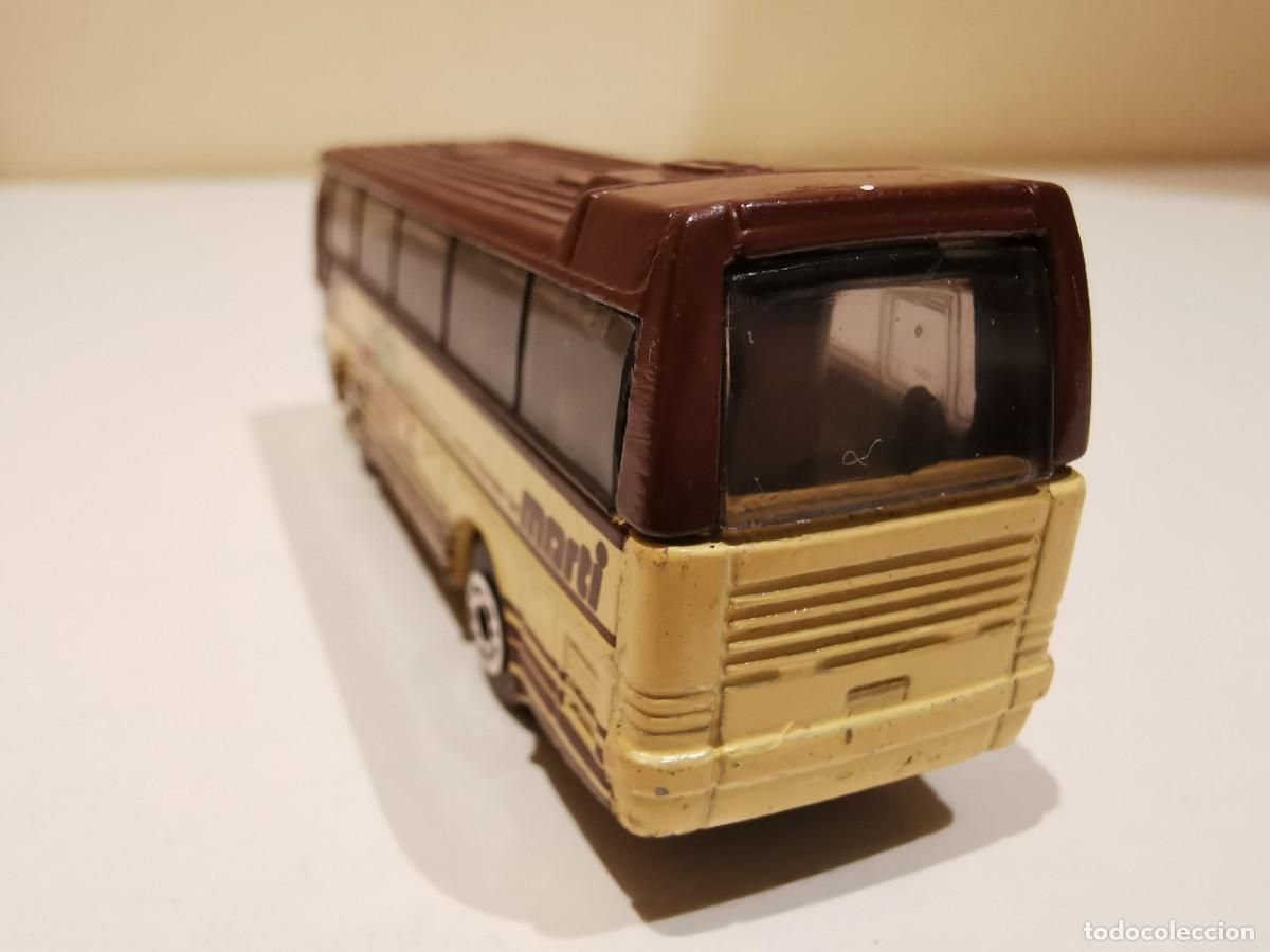 Coches a escala Matchbox: Matchbox Ikarus Coach 1/64 - Foto 4