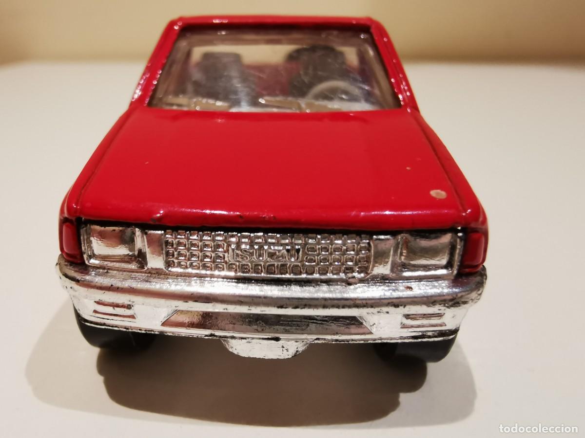 Coches a escala Matchbox: Matchbox Isuzu Amigo 1/64 - Foto 2