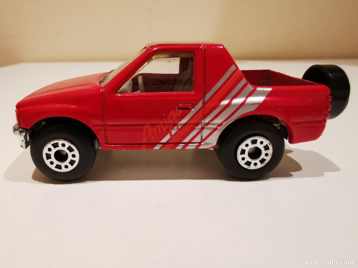 Coches a escala Matchbox: Matchbox Isuzu Amigo 1/64 - Foto 3