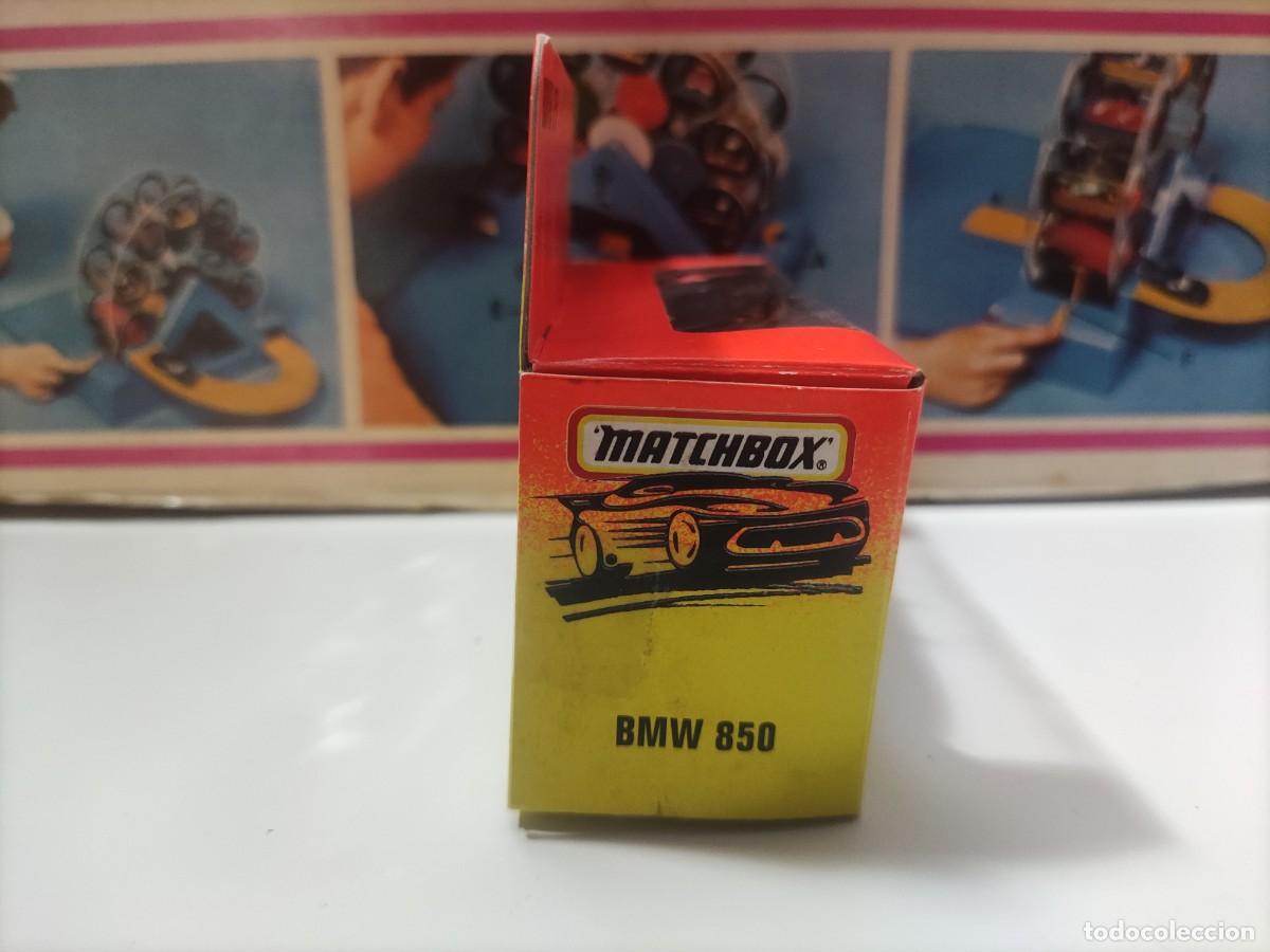 Coches a escala Matchbox: Coche Matchbox #2 BMW 850 en su caja (LCC) - Foto 4