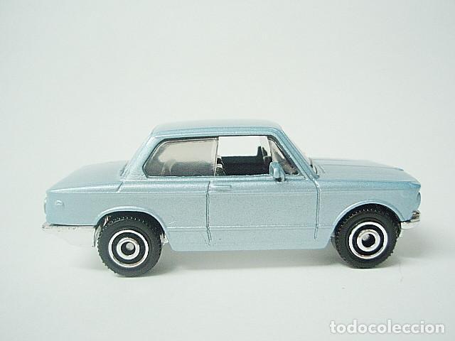 Coches a escala Matchbox: MATCHBOX MB1173 E * 73 BMW 2002 DEL 1969 - Foto 4