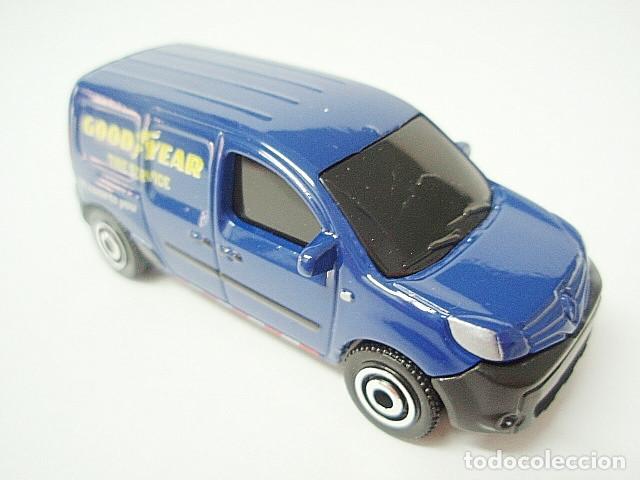 Coches a escala Matchbox: MATCHBOX MB1216 E * 16 RENAULT KANGOO EXPRESS DEL 2018 - Foto 1