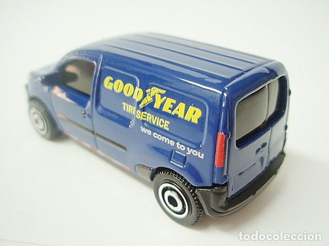 Coches a escala Matchbox: MATCHBOX MB1216 E * 16 RENAULT KANGOO EXPRESS DEL 2018 - Foto 4