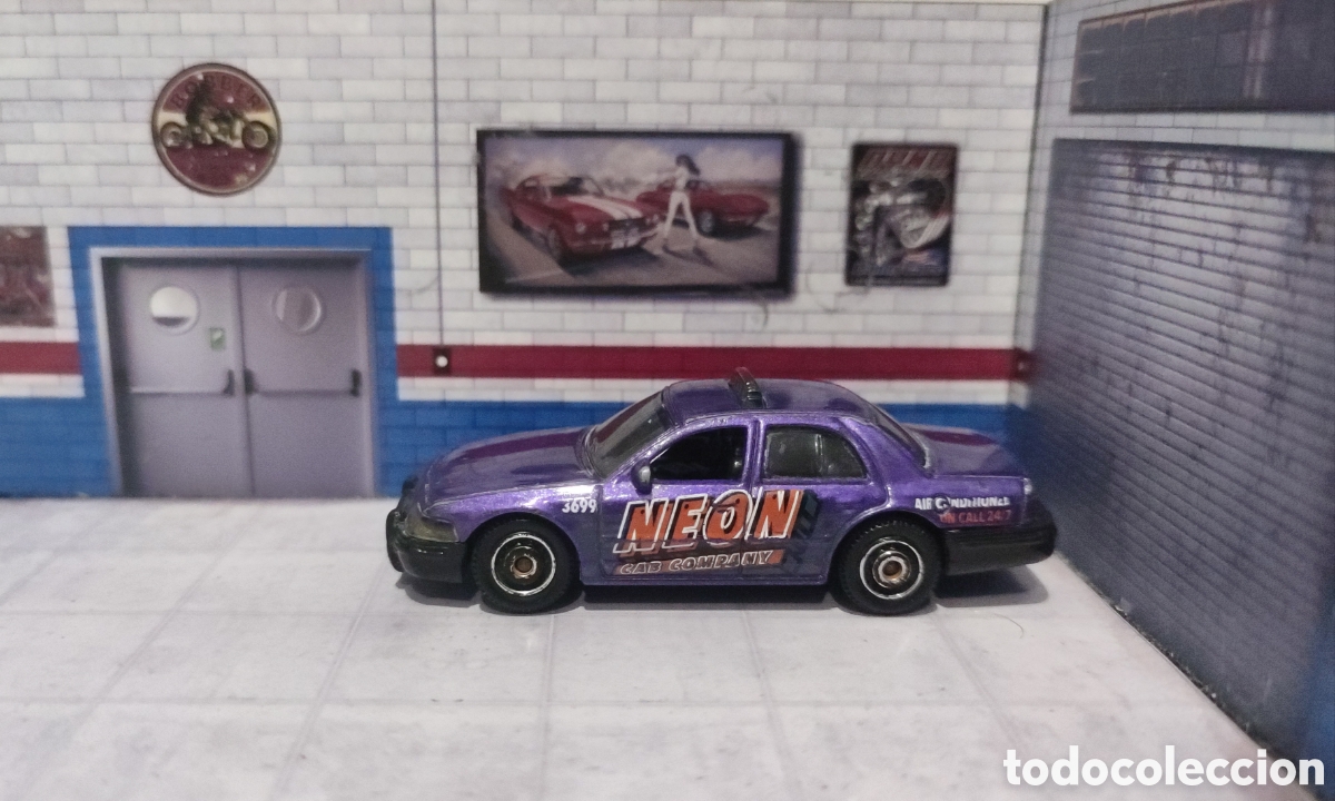 Coches a escala Matchbox: MATCHBOX - Ford Crown Victoria - Foto 4