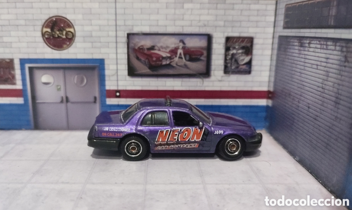 Coches a escala Matchbox: MATCHBOX - Ford Crown Victoria - Foto 3