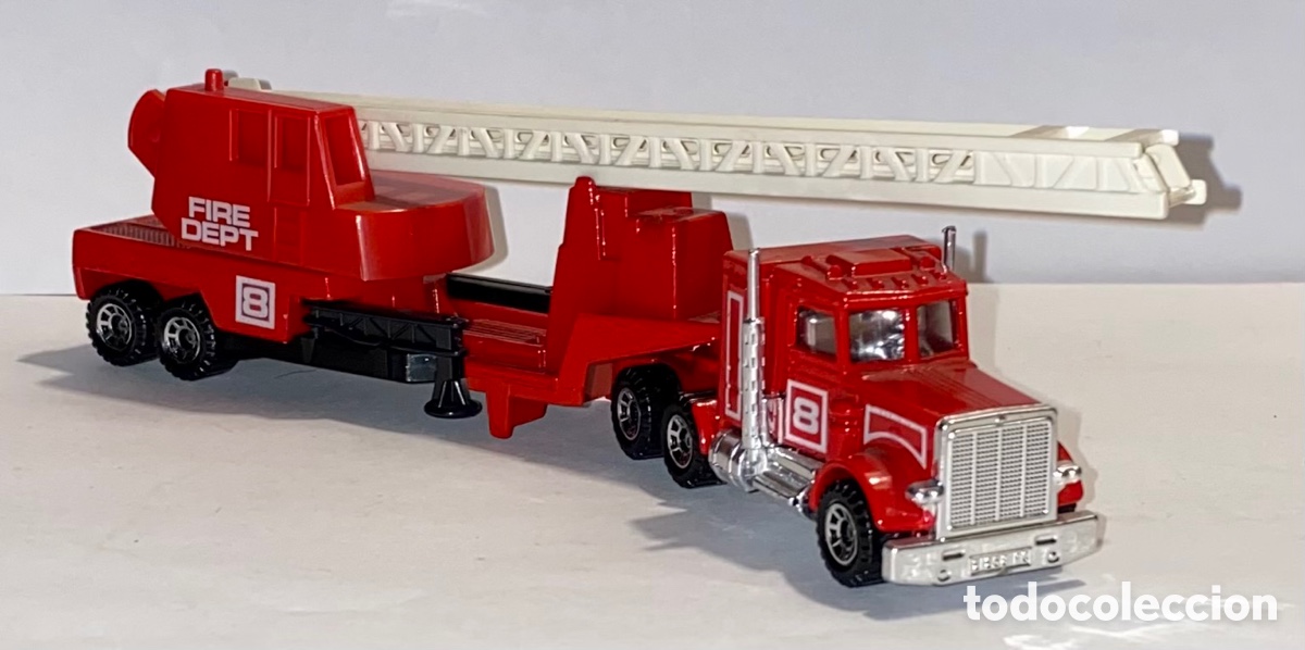 Coches a escala Matchbox: Matchbox Peterbild Fire Dept 1981. 1/80 - Foto 1
