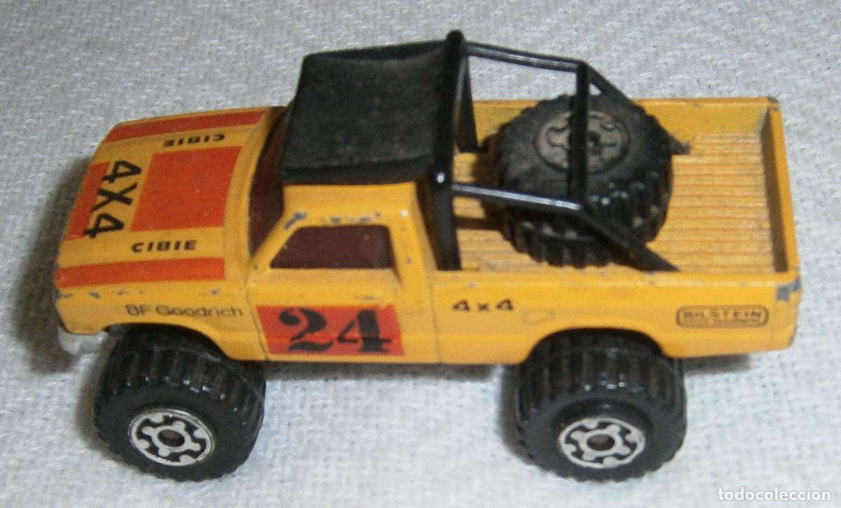 Coches a escala Matchbox: coche 4 x 4 de matchbox - Foto 2