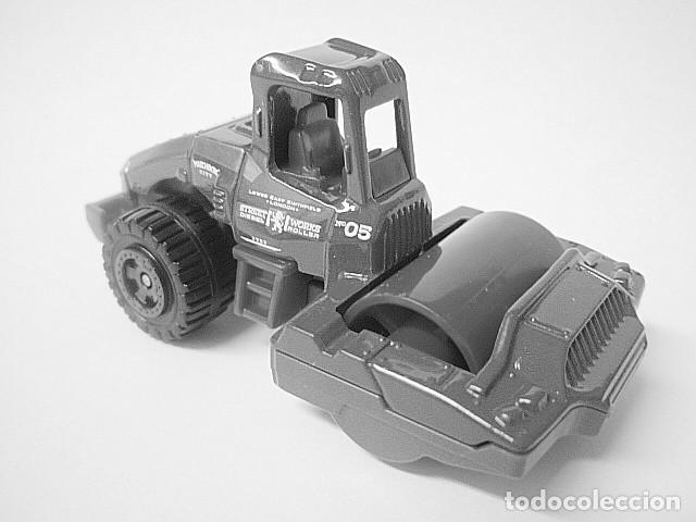 Coches a escala Matchbox: MATCHBOX MB1289 B * 89 ROAD ROLLER - Foto 2