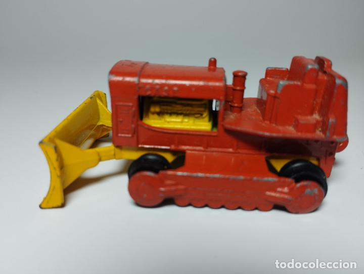 Coches a escala Matchbox: BULLDOZER CASE MATCHBOX LESNEY SERIES 16 - Foto 3