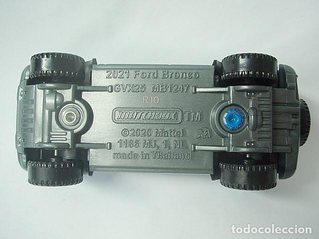 Coches a escala Matchbox: MATCHBOX MB1247 B * 47 FORD BRONCO DEL 2021 - Foto 5