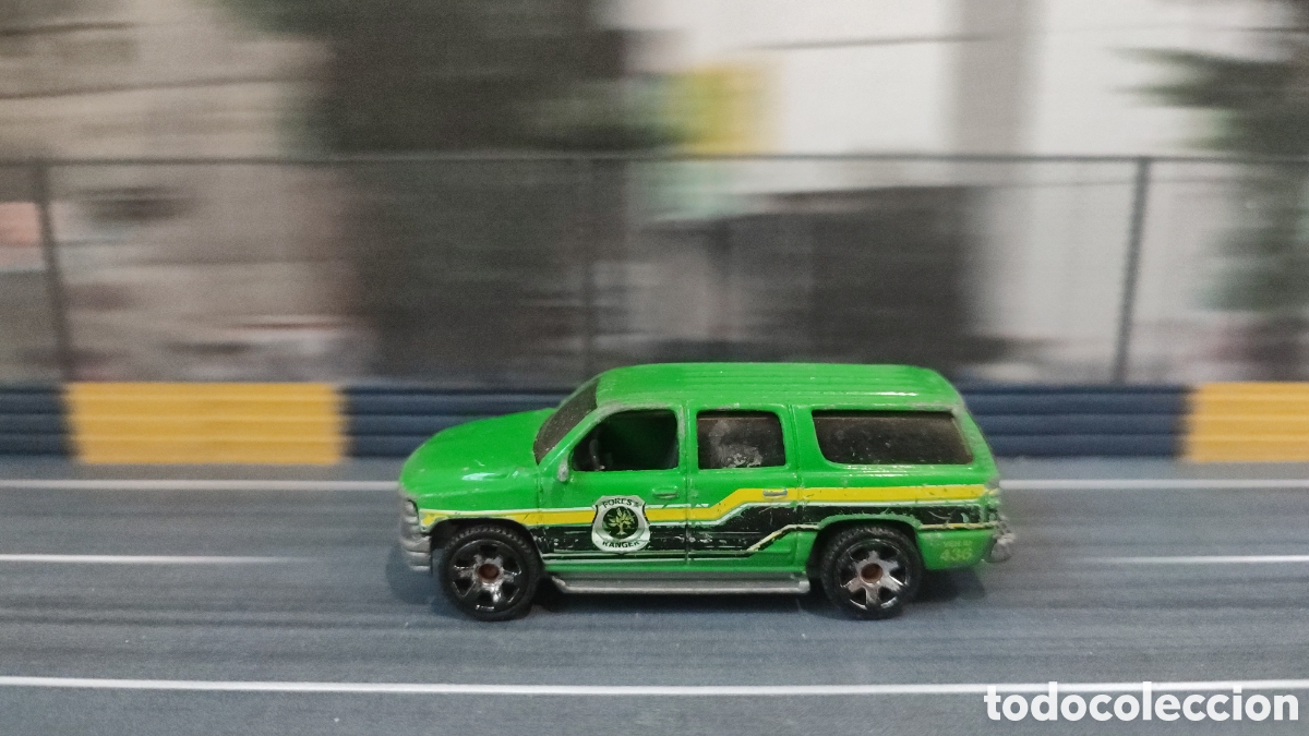 Coches a escala Matchbox: MATCHBOX - Chevrolet Suburban 2000 - Foto 3