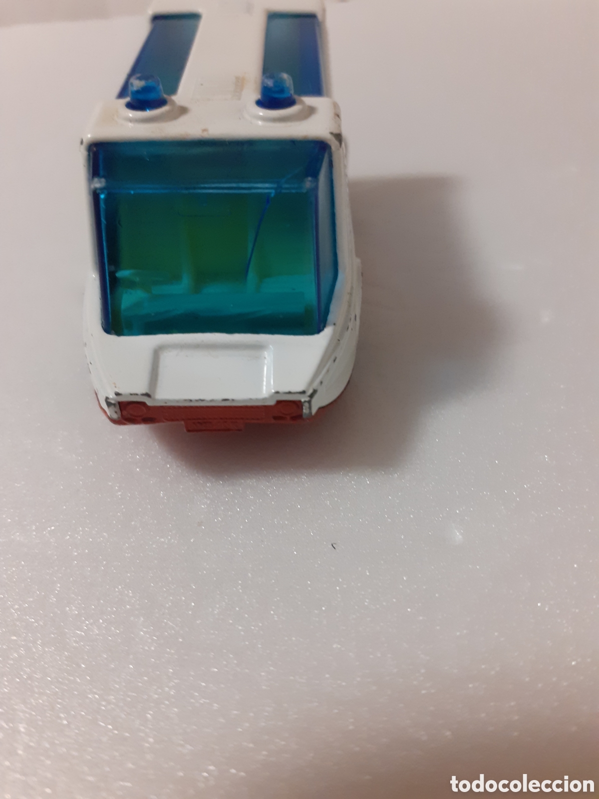Coches a escala Matchbox: MATCHBOX LESNEY AMBULANCIA - Foto 2