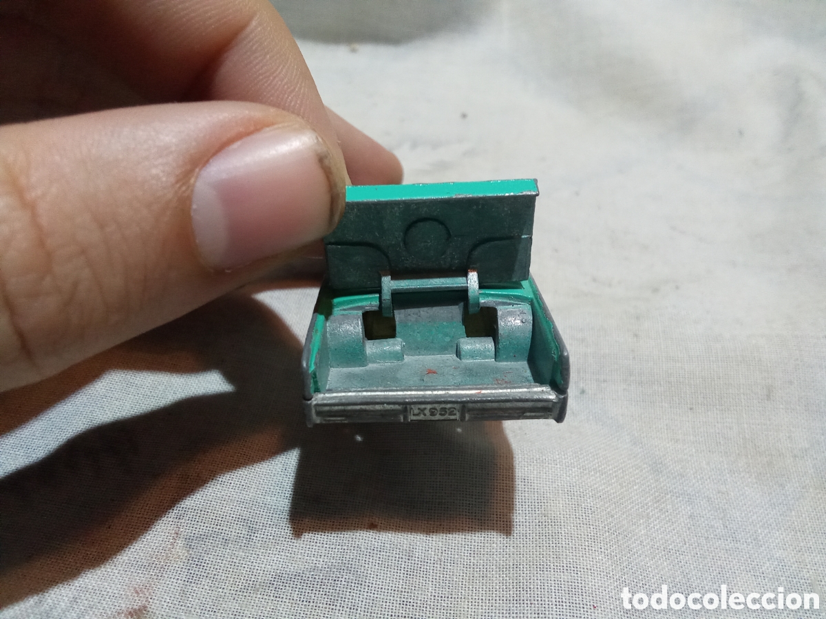 Coches a escala Matchbox: LOTE DE 4 COCHES: MATCHBOX Y CORGI - Foto 6