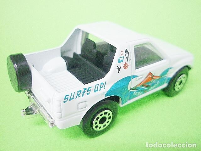 Coches a escala Matchbox: MATCHBOX MB230 A * 30 ISUZU AMIGO - Foto 2