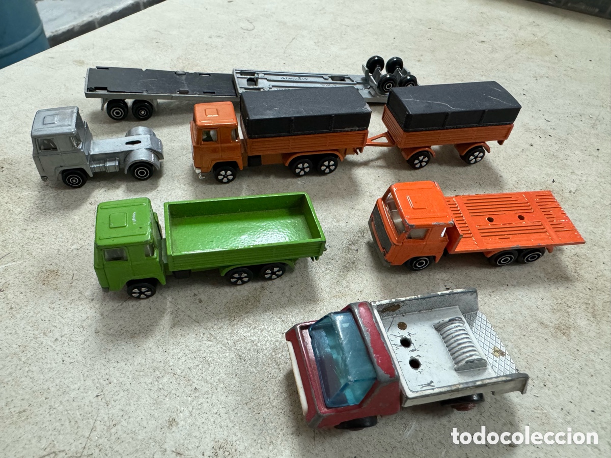 Coches a escala Matchbox: LOTE CAMIONES PLAYART Y COMPA&Ntilde;IA - Foto 2