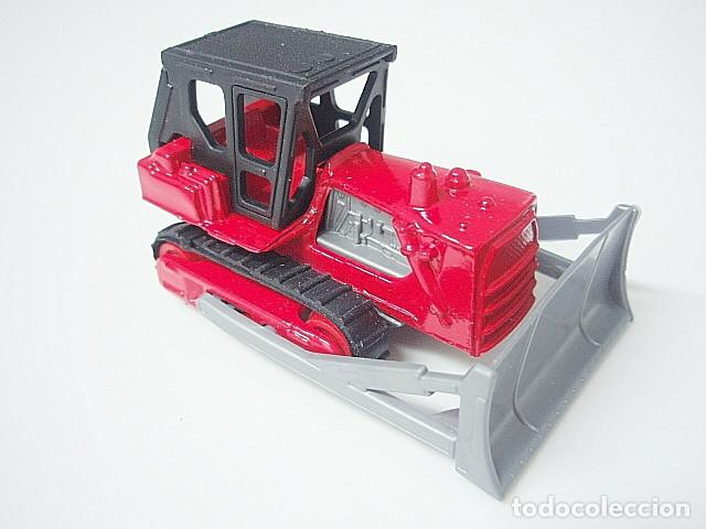 Coches a escala Matchbox: MATCHBOX MB064 D * 64 CATERPILLAR D9 BULLDOZER - Foto 1