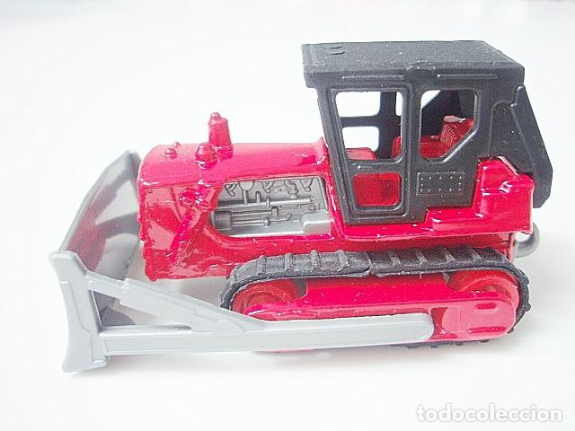 Coches a escala Matchbox: MATCHBOX MB064 D * 64 CATERPILLAR D9 BULLDOZER - Foto 2