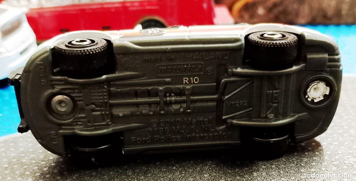 Coches a escala Matchbox: Matchbox Ford Police Interceptor - Foto 12