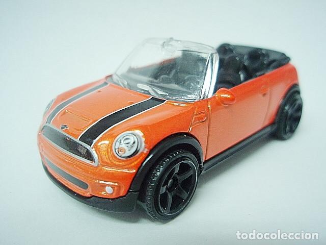 Coches a escala Matchbox: MATCHBOX MB822 C * 22 MINI COOPER S CABRIO DEL 2010 - Foto 1