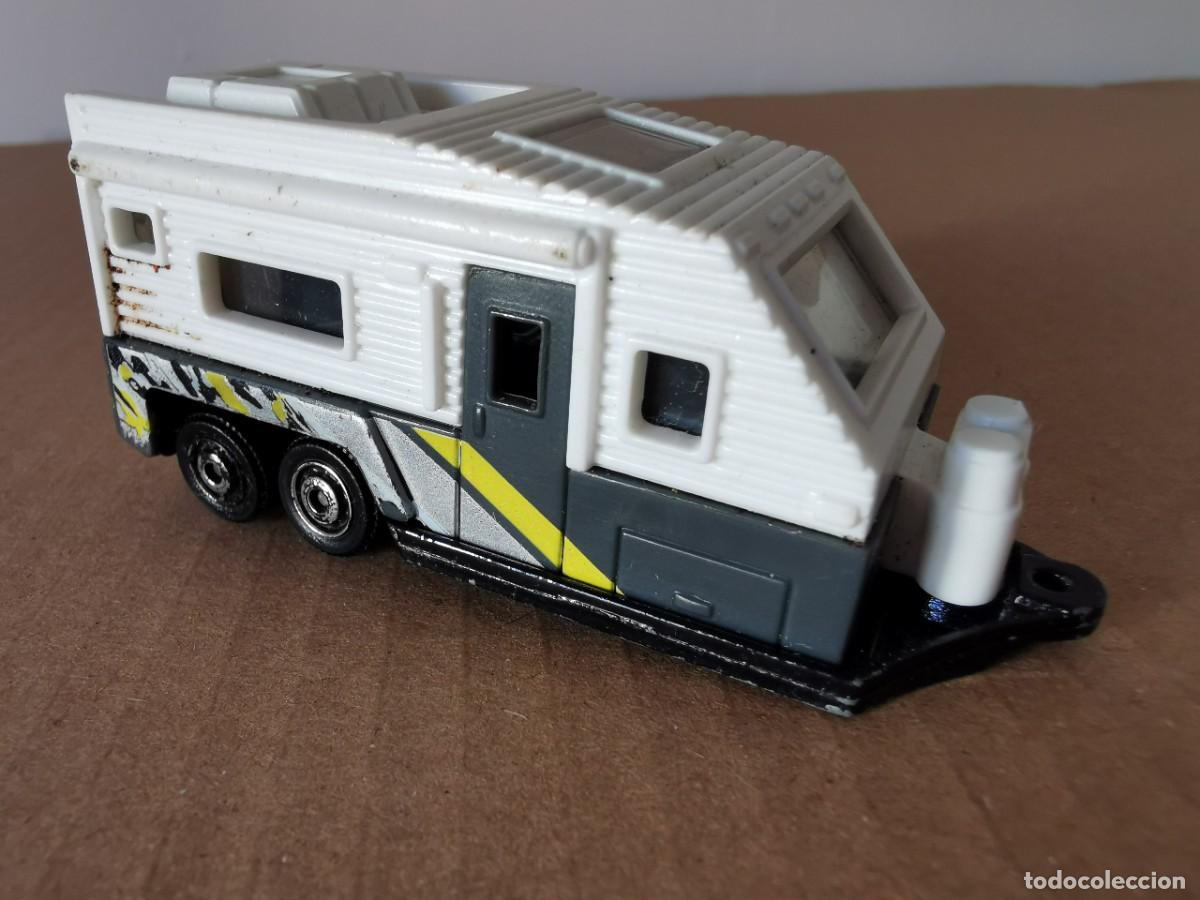 Coches a escala Matchbox: Travel Trailer Matchbox 1/64 - Foto 1