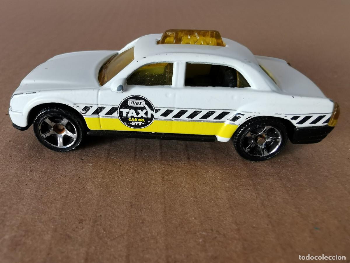 Coches a escala Matchbox: Taxi Cab Matchbox 1/64 - Foto 3