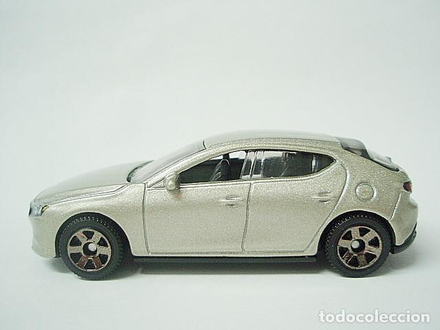 Coches a escala Matchbox: MATCHBOX MB1219 E * 19 MAZDA 3 DEL 2019 - Foto 3