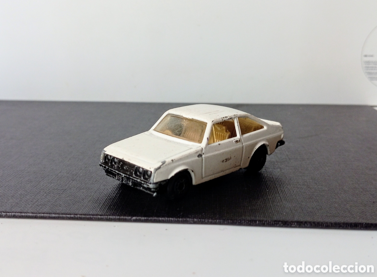 Coches a escala Matchbox: FORD ESCORT RS 2000 - MATCHBOX - Foto 3