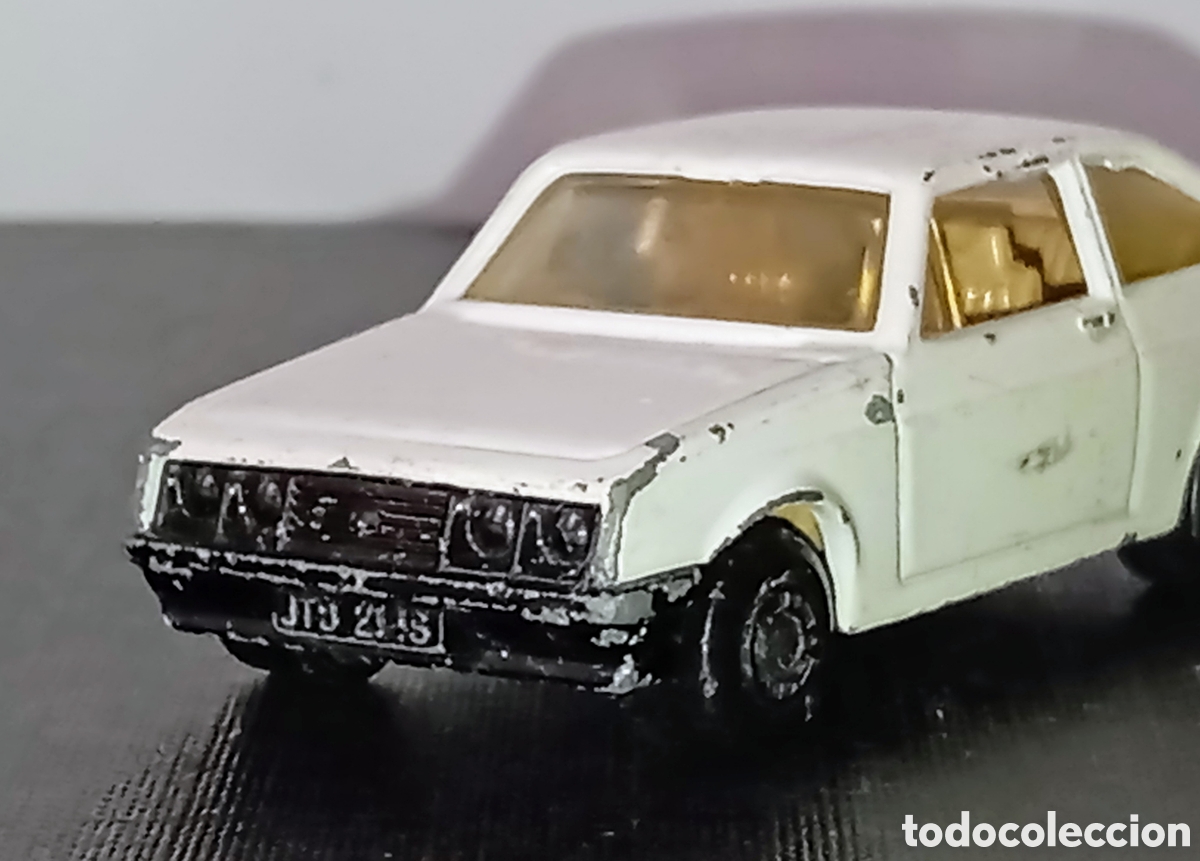 Coches a escala Matchbox: FORD ESCORT RS 2000 - MATCHBOX - Foto 4