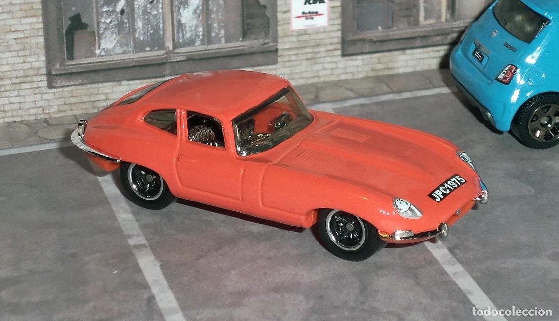 Coches a escala Matchbox: Coche JAGUAR E-Type Coupe 1961- MATCHBOX 1/61 - Foto 1