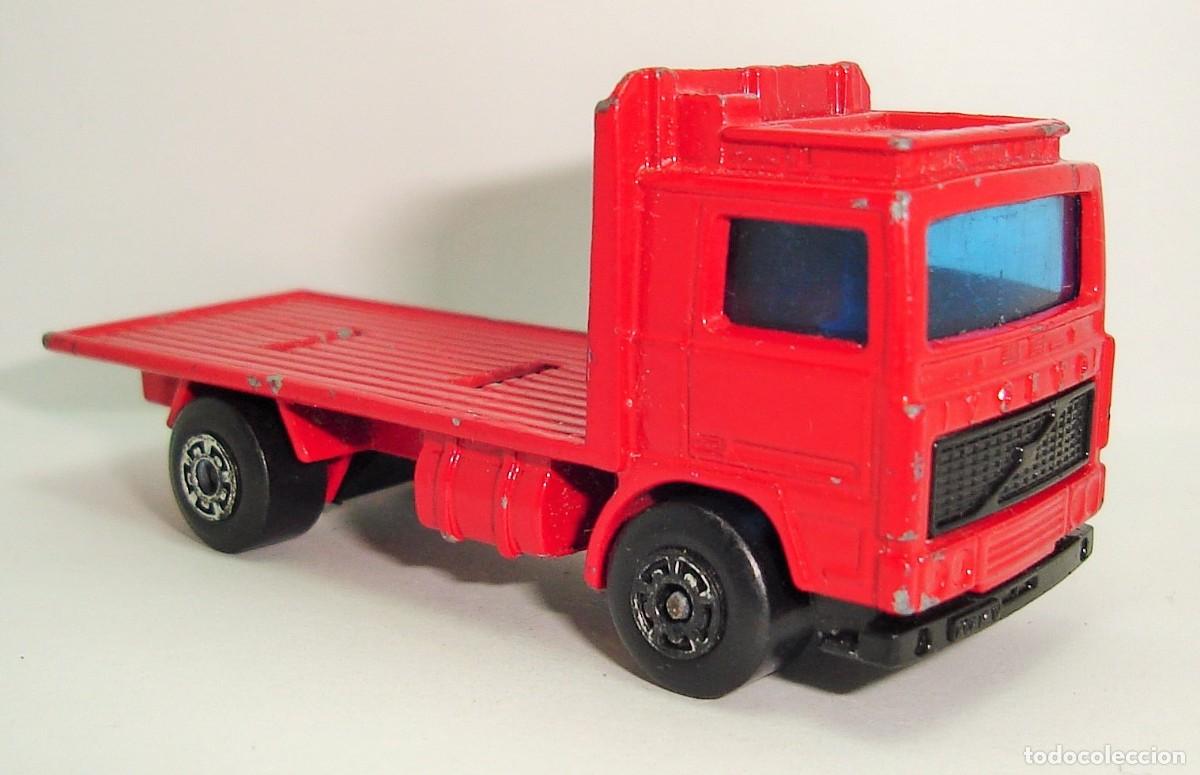 Coches a escala Matchbox: CAMION VOLVO MATCHBOX LESNEY - Foto 2