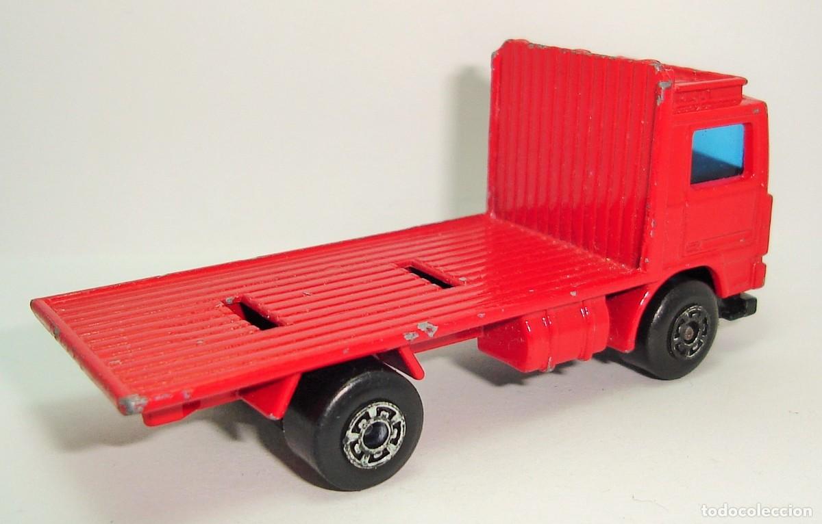 Coches a escala Matchbox: CAMION VOLVO MATCHBOX LESNEY - Foto 4
