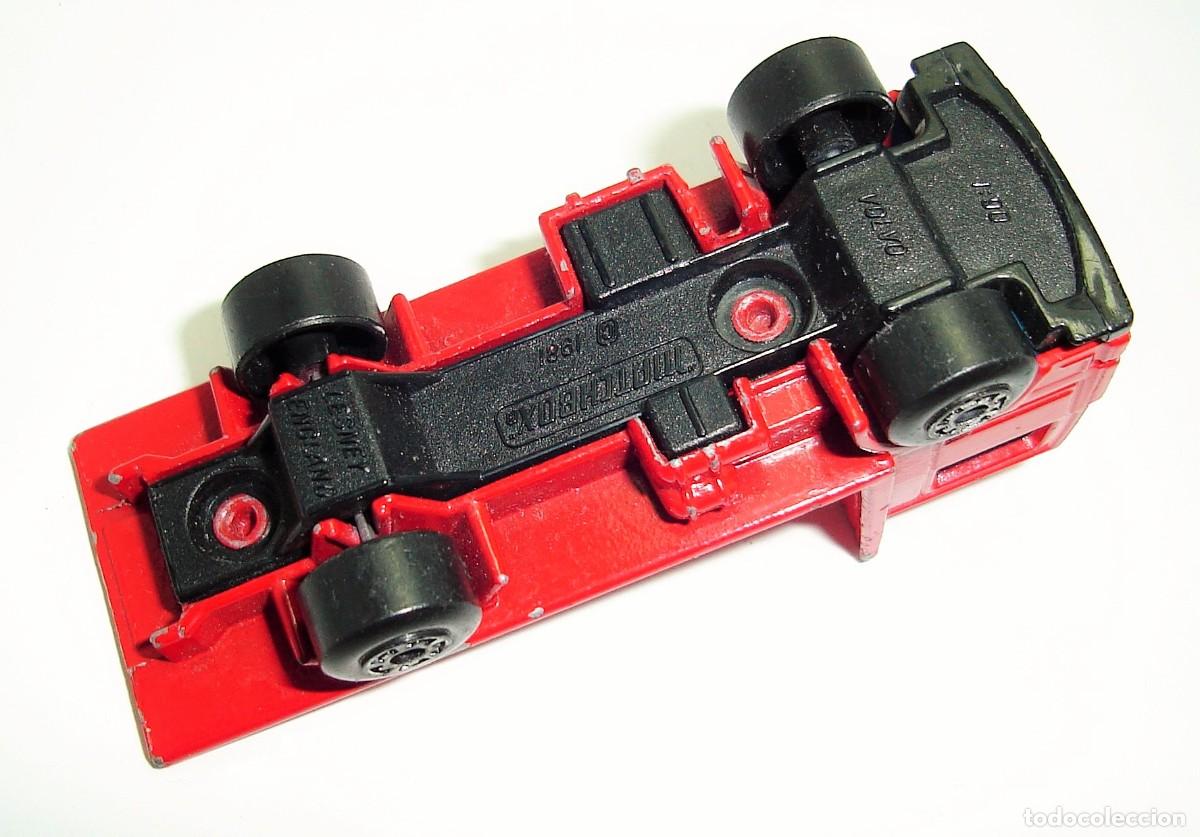 Coches a escala Matchbox: CAMION VOLVO MATCHBOX LESNEY - Foto 6