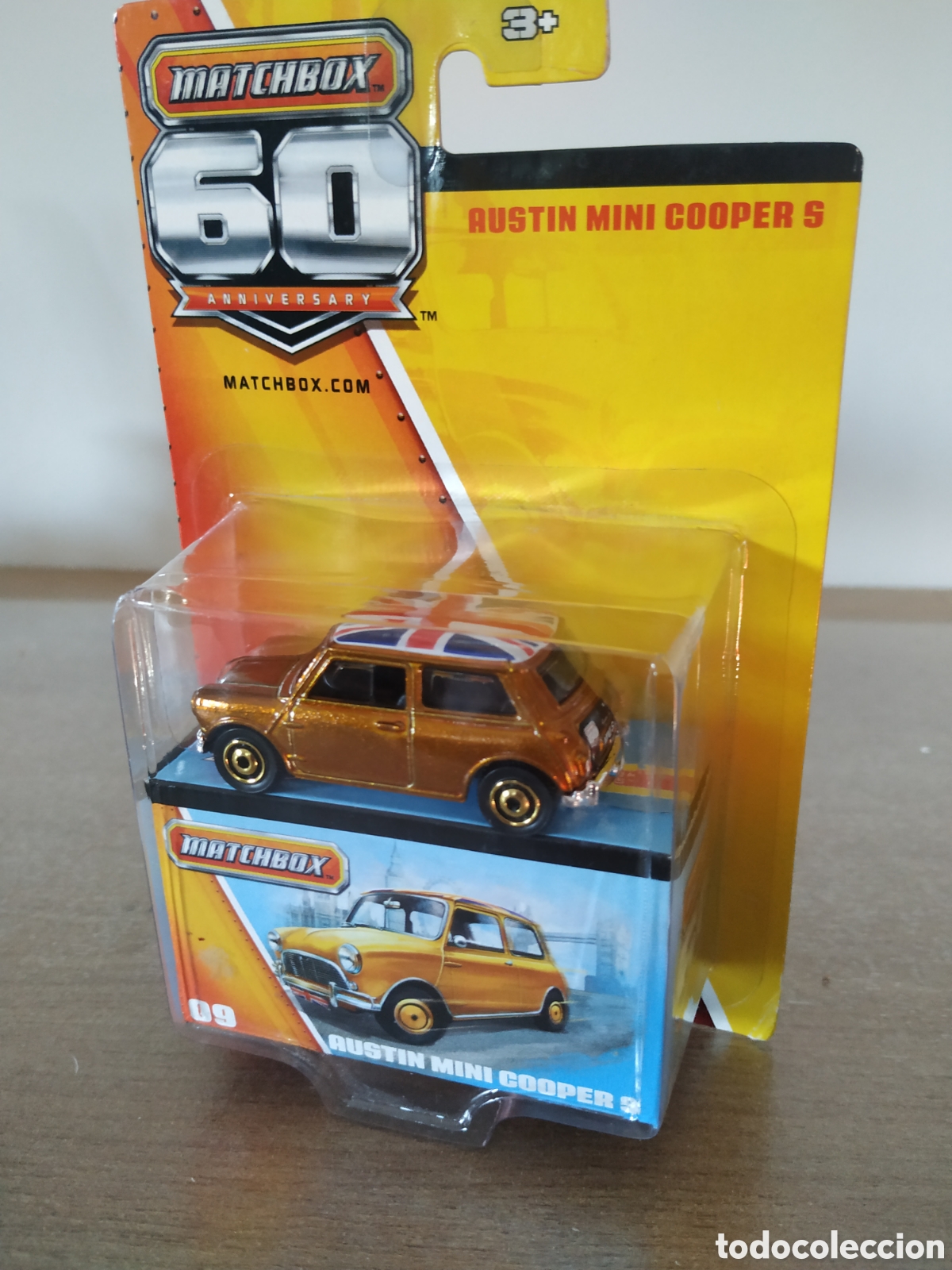 Coches a escala Matchbox: Austin Mini Cooper S de Matchbox 60 Aniversario - Foto 1
