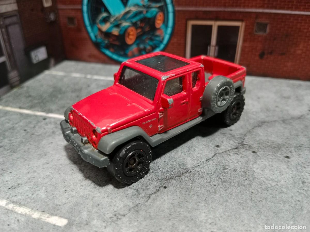 Coches a escala Matchbox: Jeep Gladiator 17 Matchbox 1/64 - Foto 1